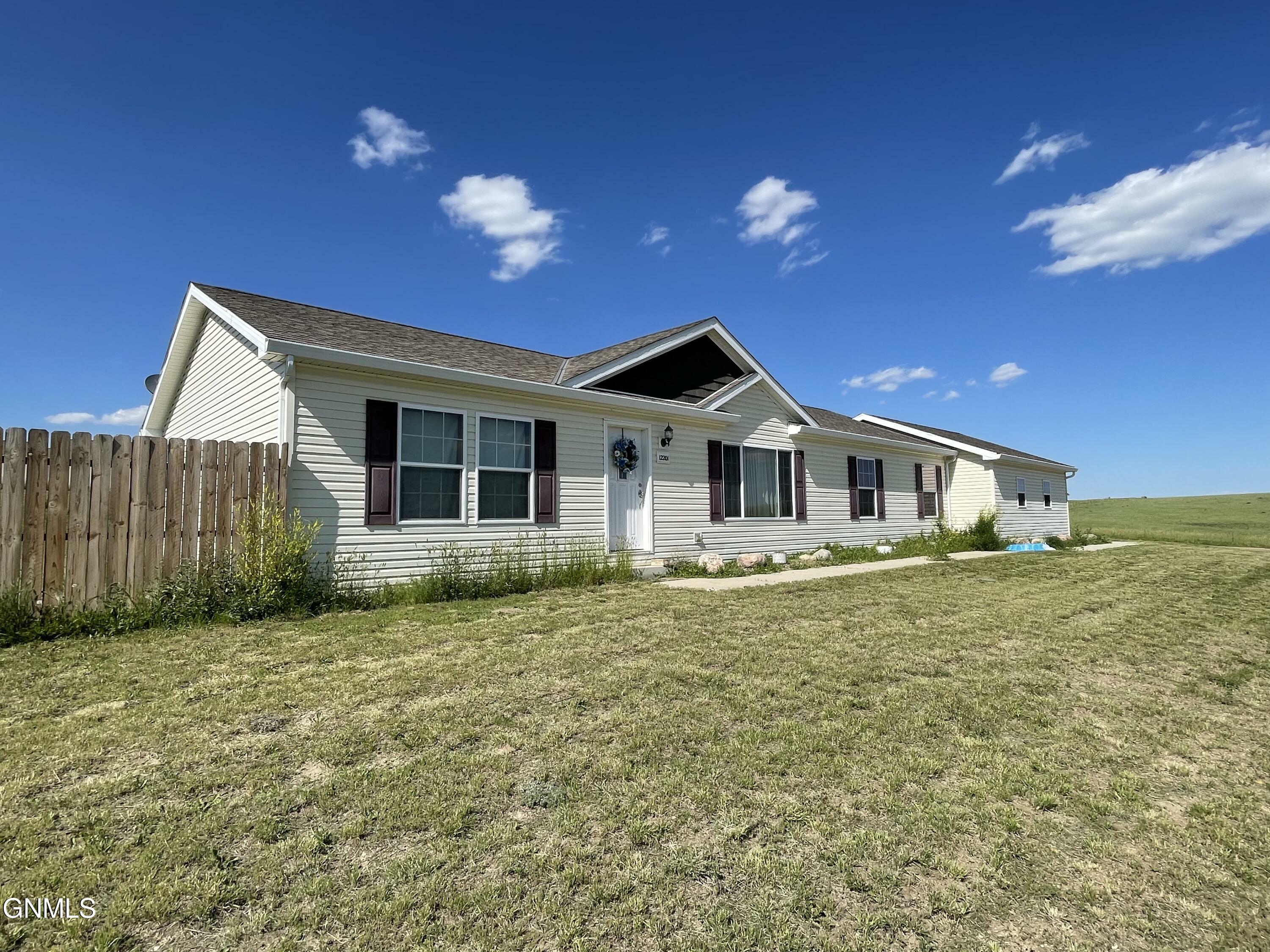 Property Photo:  12201 McKenzie View Drive  ND 58854 