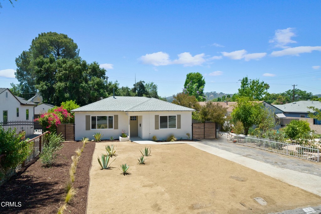 Property Photo:  720 W Harriet Street  CA 91001 