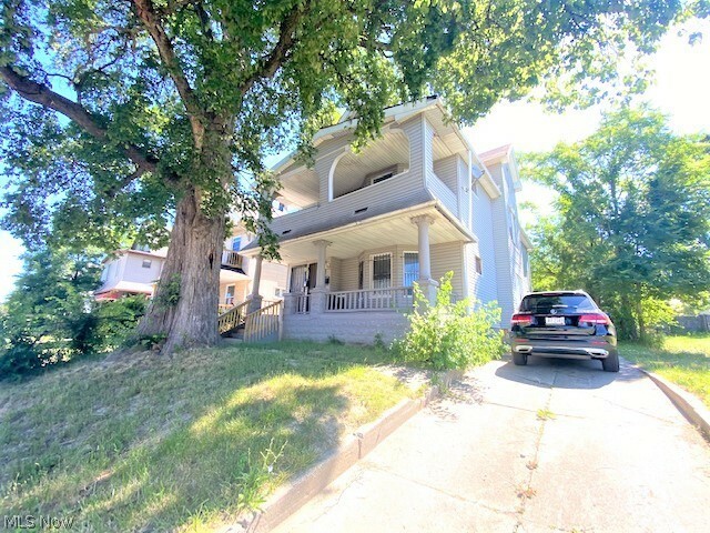 Property Photo:  2837 E 116th Street  OH 44120 