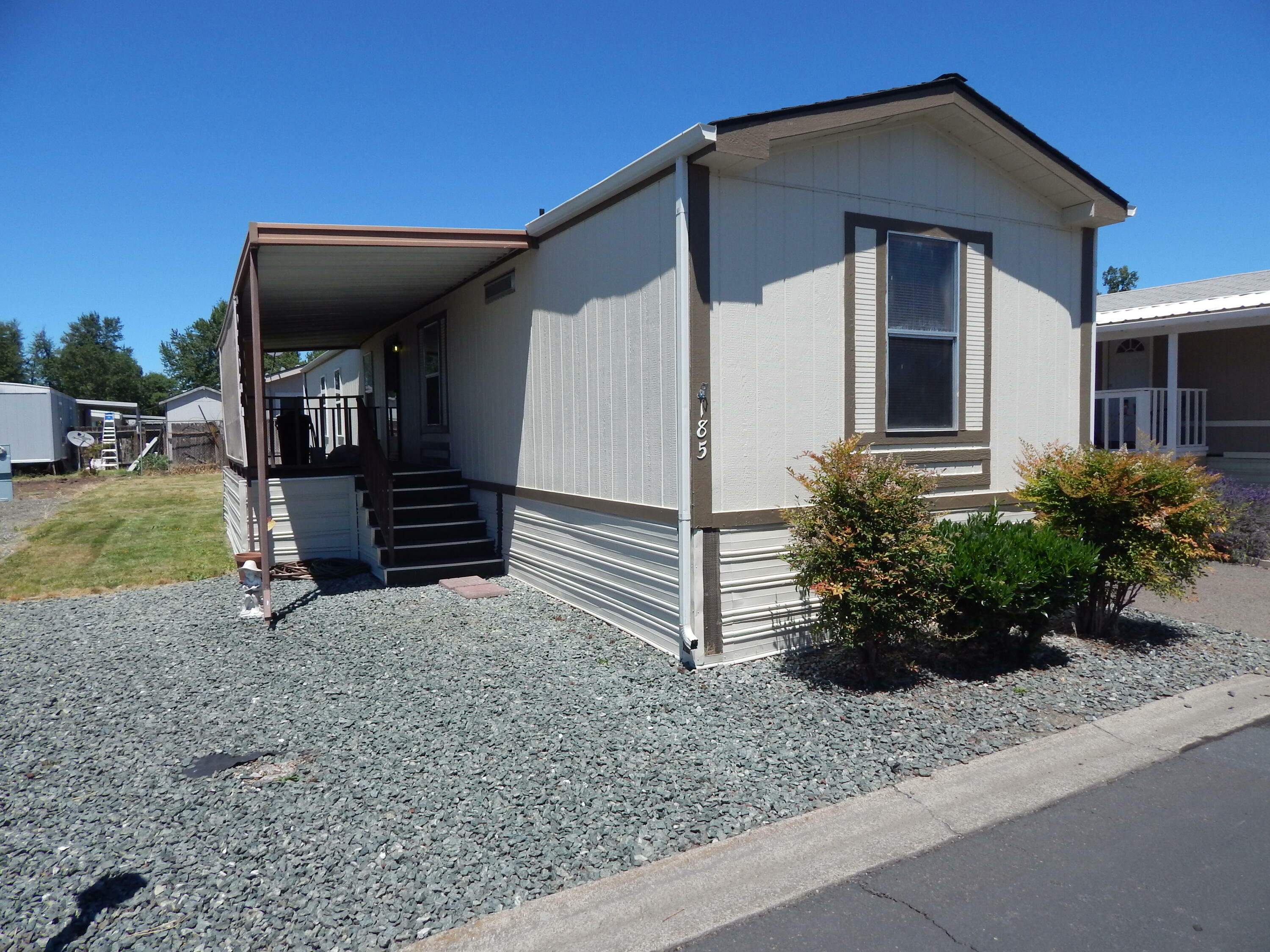 Property Photo:  3555 S Pacific Highway Spc 185  OR 97501 