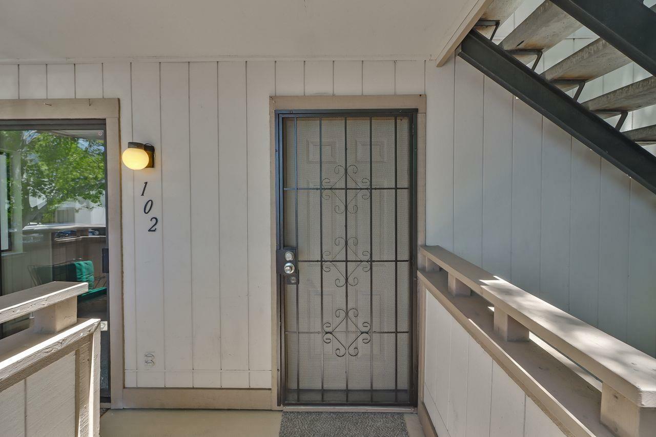 Property Photo: 25113 Copa Del Oro Drive 102 CA 94545