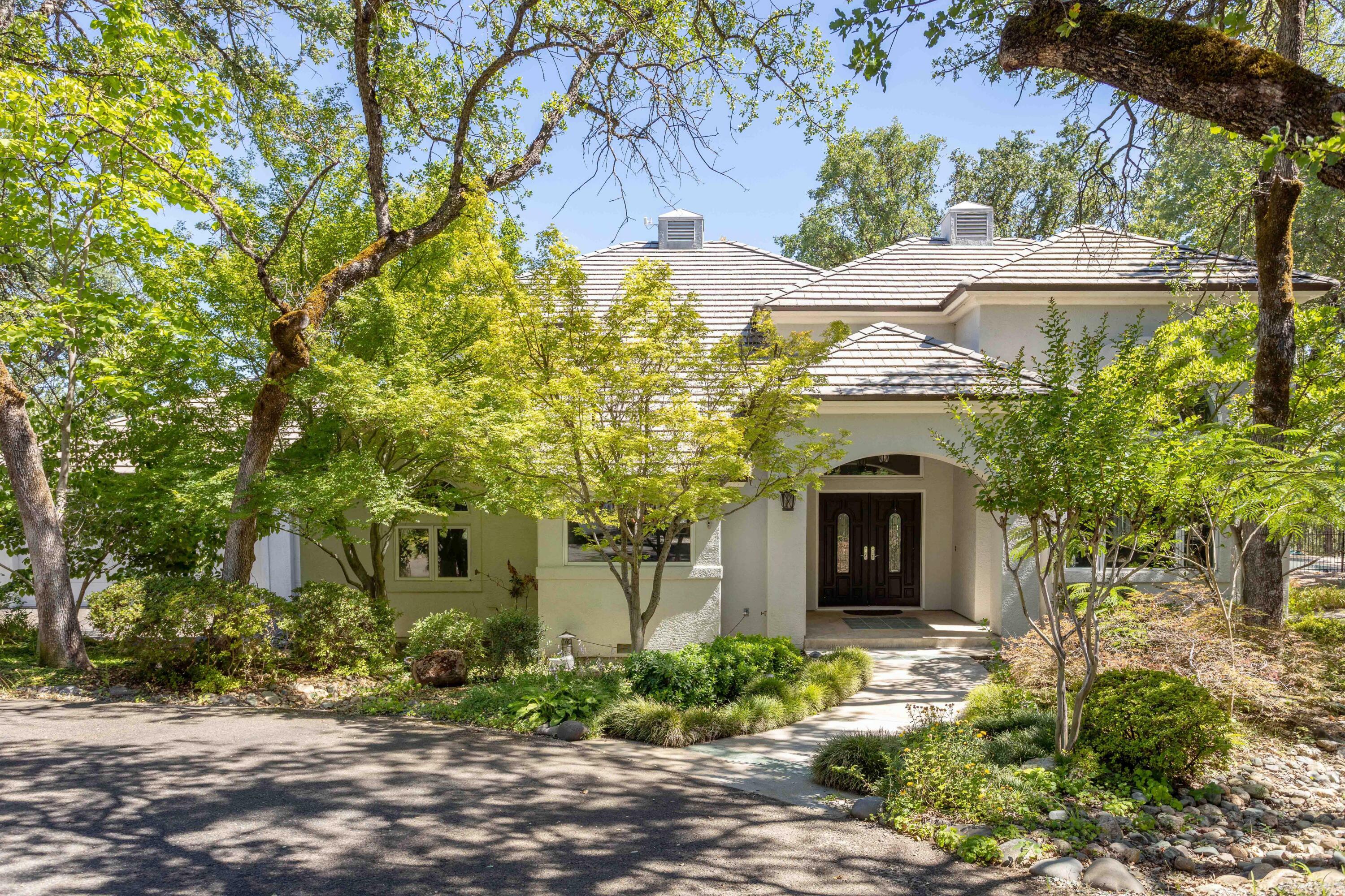 Property Photo:  23037 Somerset Drive  CA 96008 