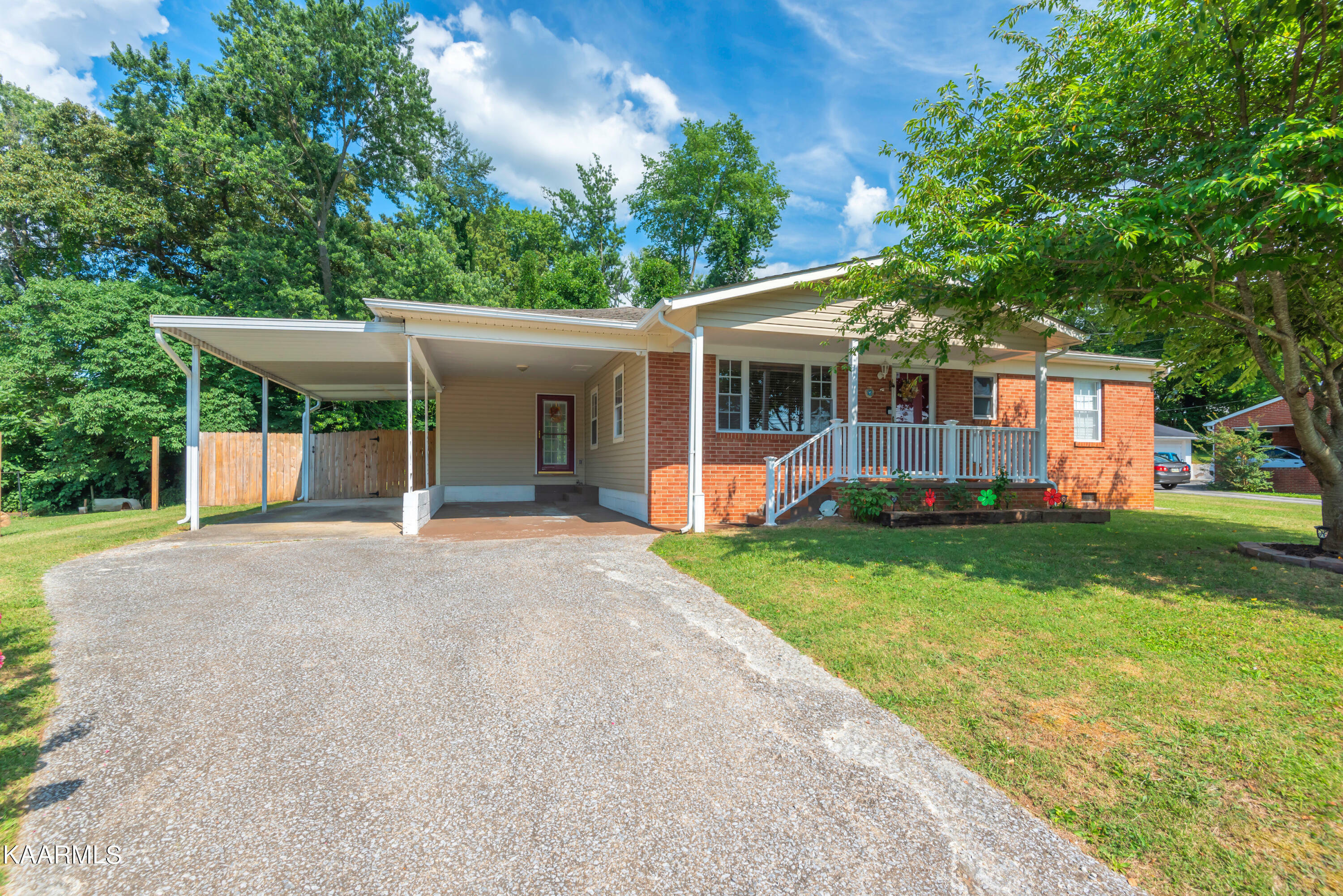 Property Photo:  1820 Walters Drive  TN 37814 