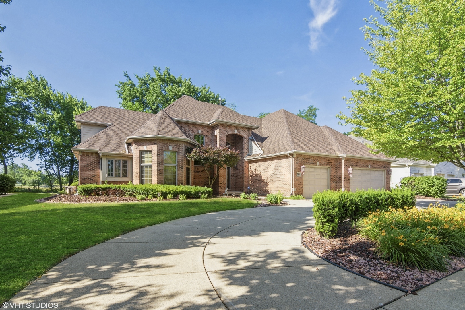 Property Photo:  3211 Mallard Drive  IL 60430 