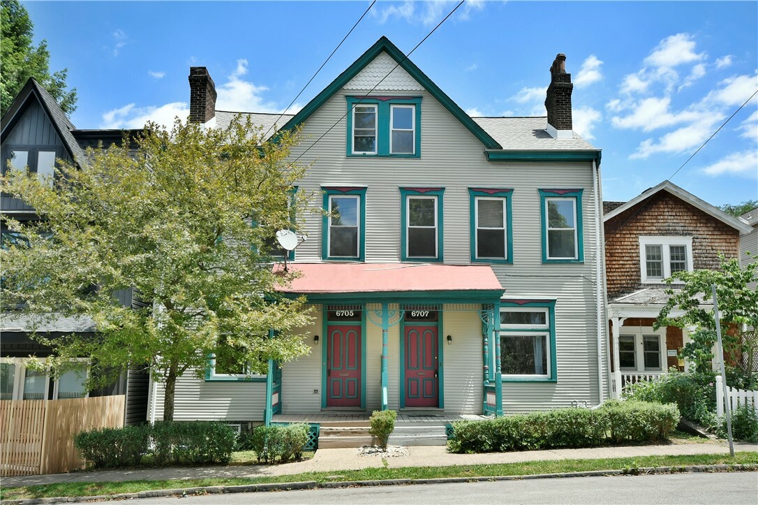 Property Photo:  6705-6707 Reynolds St  PA 15206 