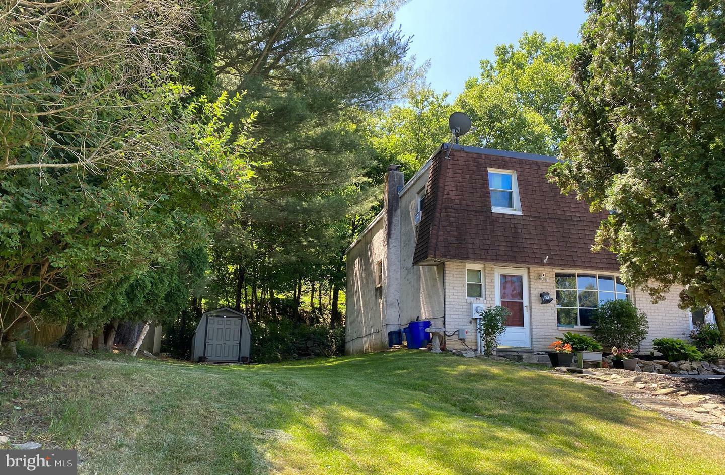 Property Photo:  1080 Fox Run  PA 19606 