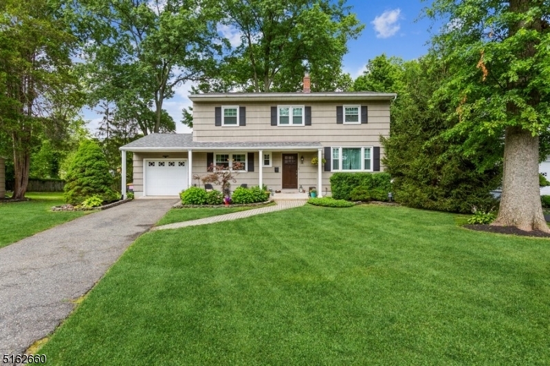 Property Photo: 14 Byron Ln NJ 07023