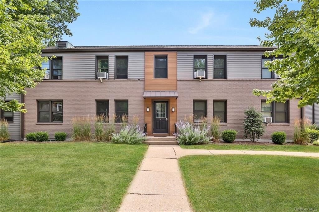 Property Photo: 4 Hendrick Lane 11A NY 10591
