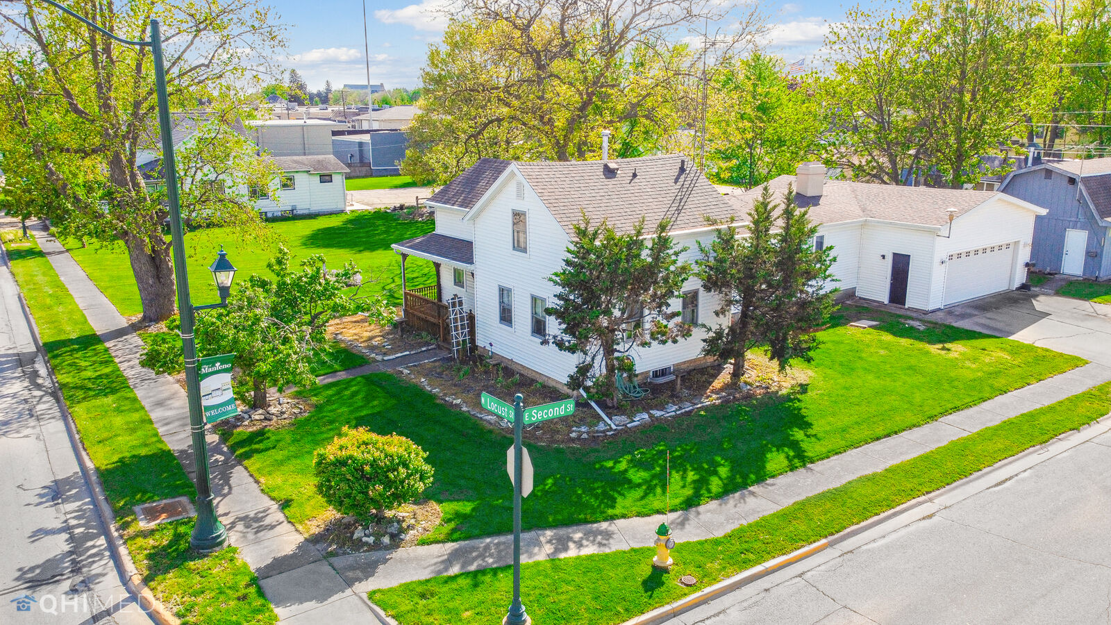 Property Photo:  175 N Locust Street  IL 60950