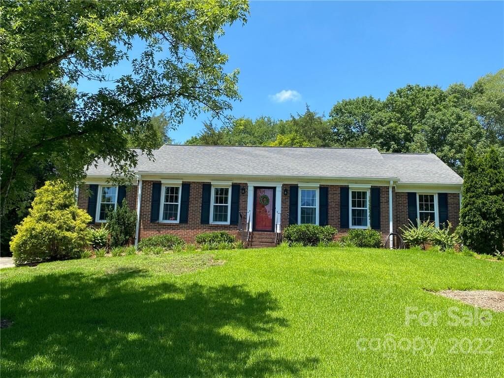 Property Photo:  9526 Stoney Hill Lane  NC 28277 