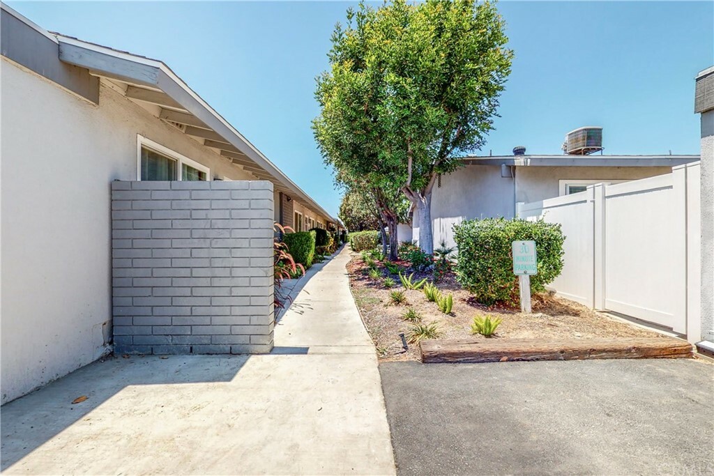 Property Photo:  3131 Laurel Avenue 9  CA 92835 