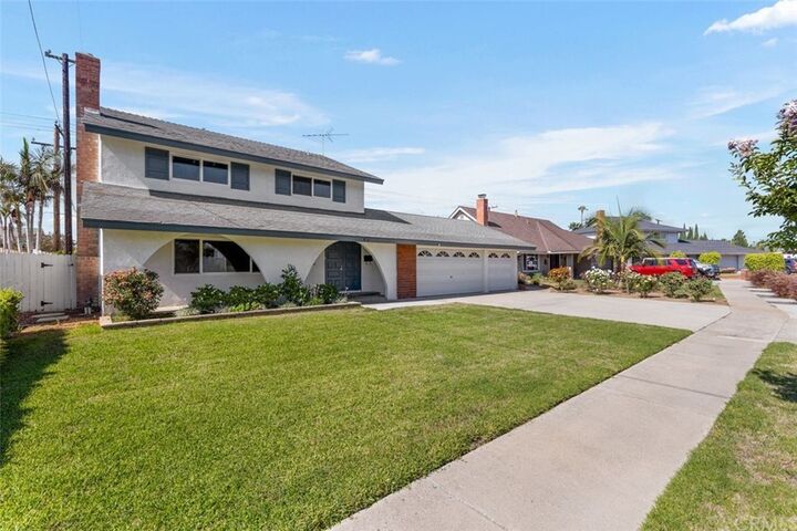 Property Photo:  926 Mathewson Avenue  CA 92870 