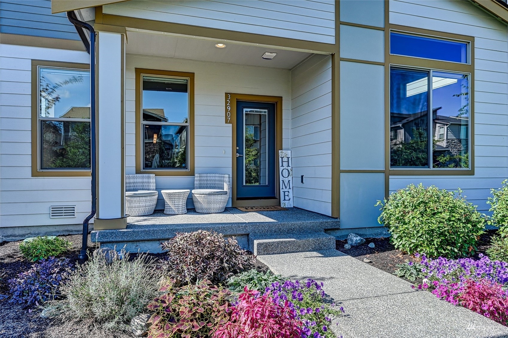 Property Photo: 32907 Pine Avenue SE WA 98010