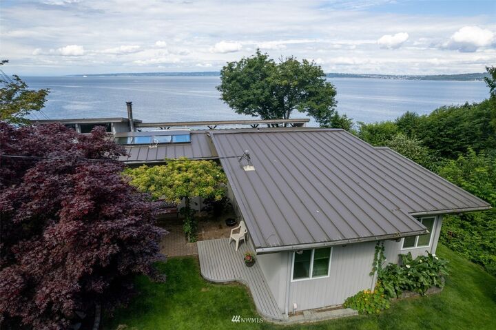 Property Photo:  10994 NE Mountain View Road  WA 98110 