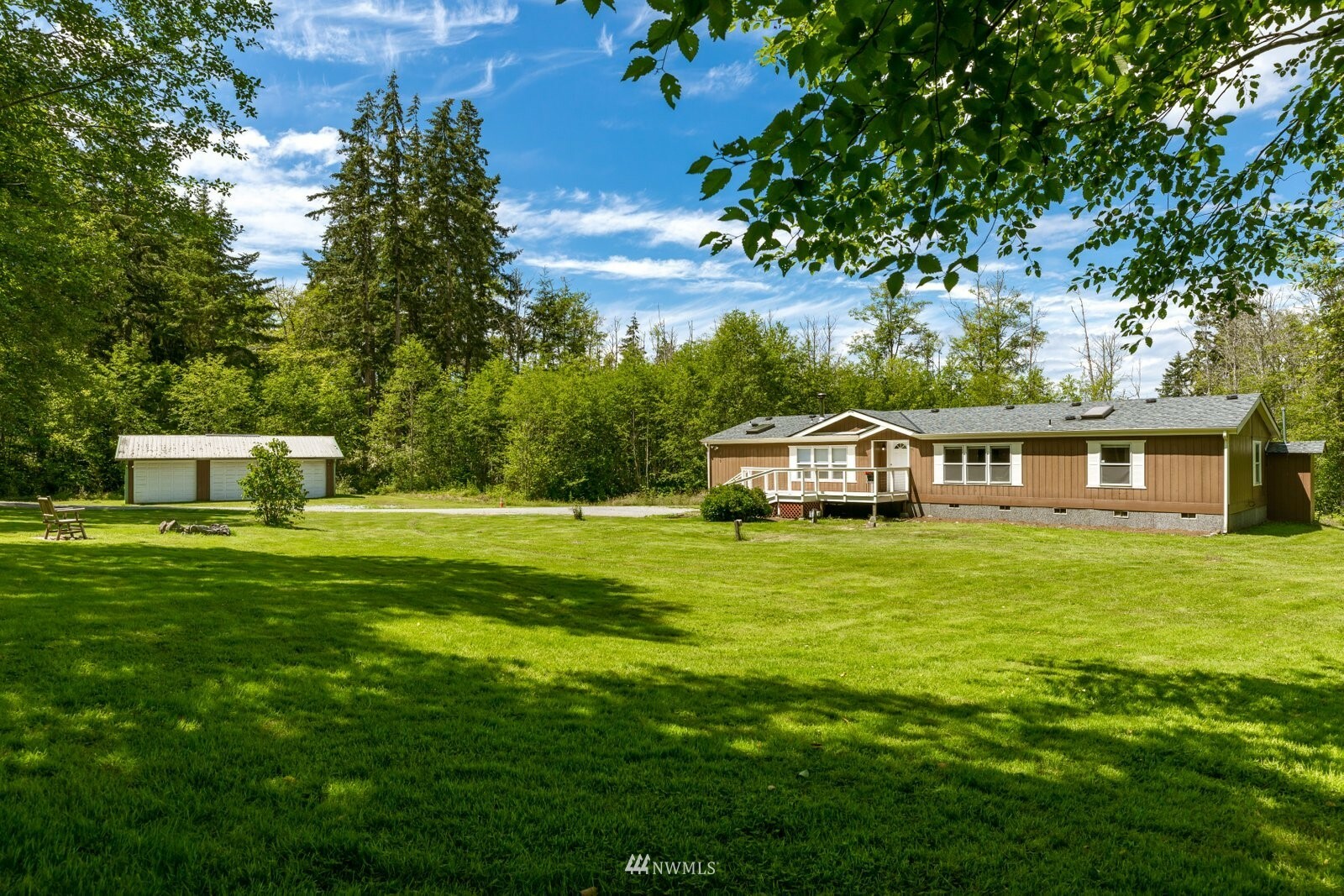 Property Photo:  959 Burma Road  WA 98277 