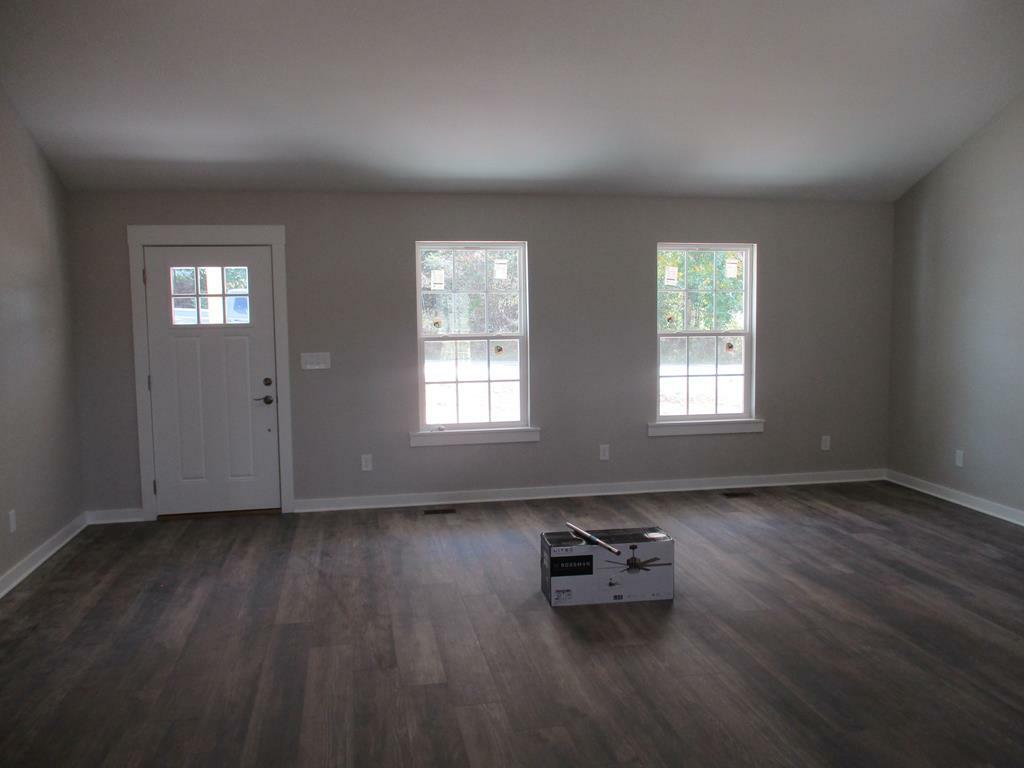 Property Photo:  162 Flag Way  GA 30705 