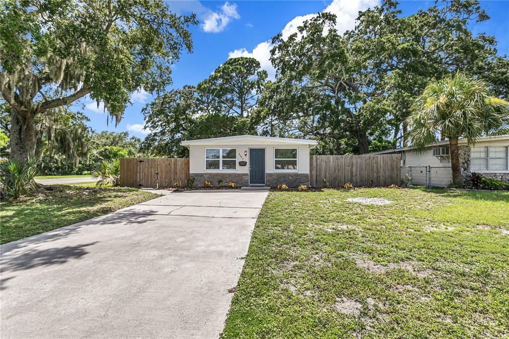 Property Photo:  2547 35th Street S  FL 33711 