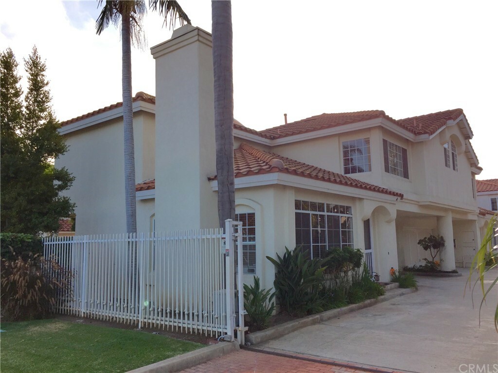 Property Photo: 2537 Orange Avenue A CA 92627