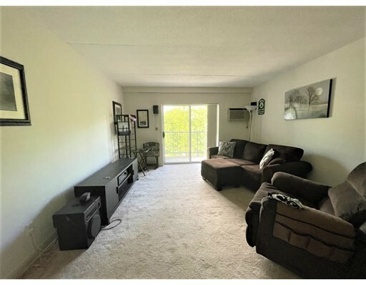 Property Photo:  580 Salem Street 25  MA 01880 