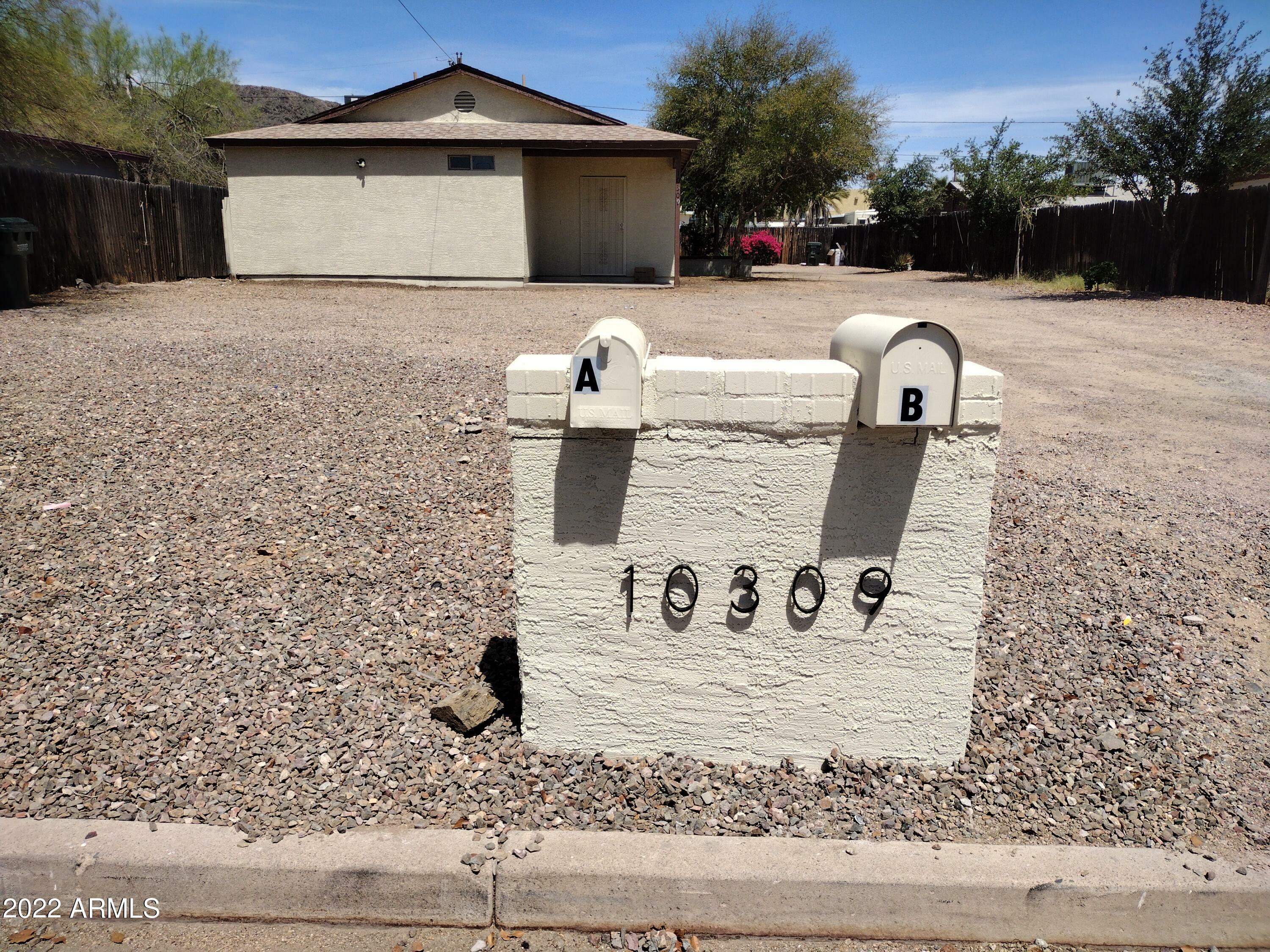 Property Photo:  10309 N 12th Avenue  AZ 85021 