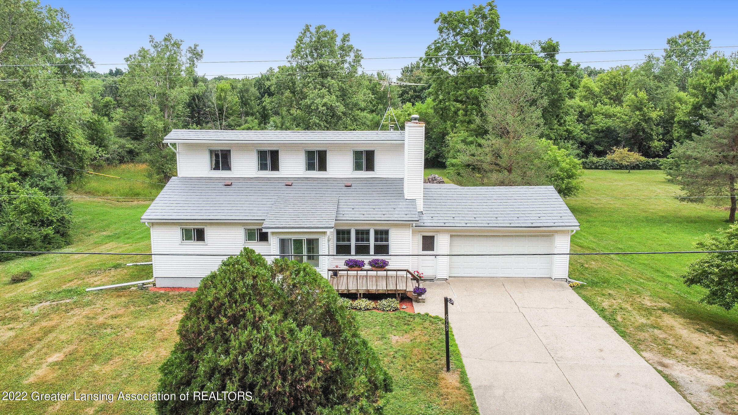 Property Photo: 6969 E Clark Road MI 48808