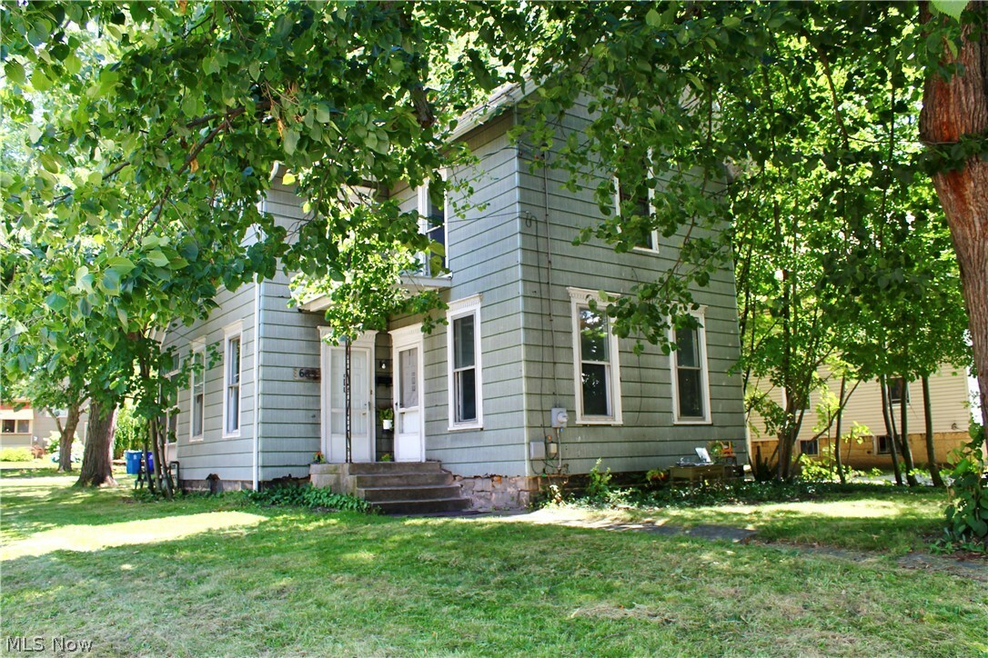 Property Photo: 603 S Water Street OH 44240