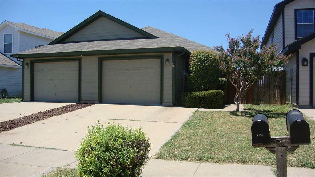 Property Photo:  5111 Mountain Spring Trail  TX 76123 