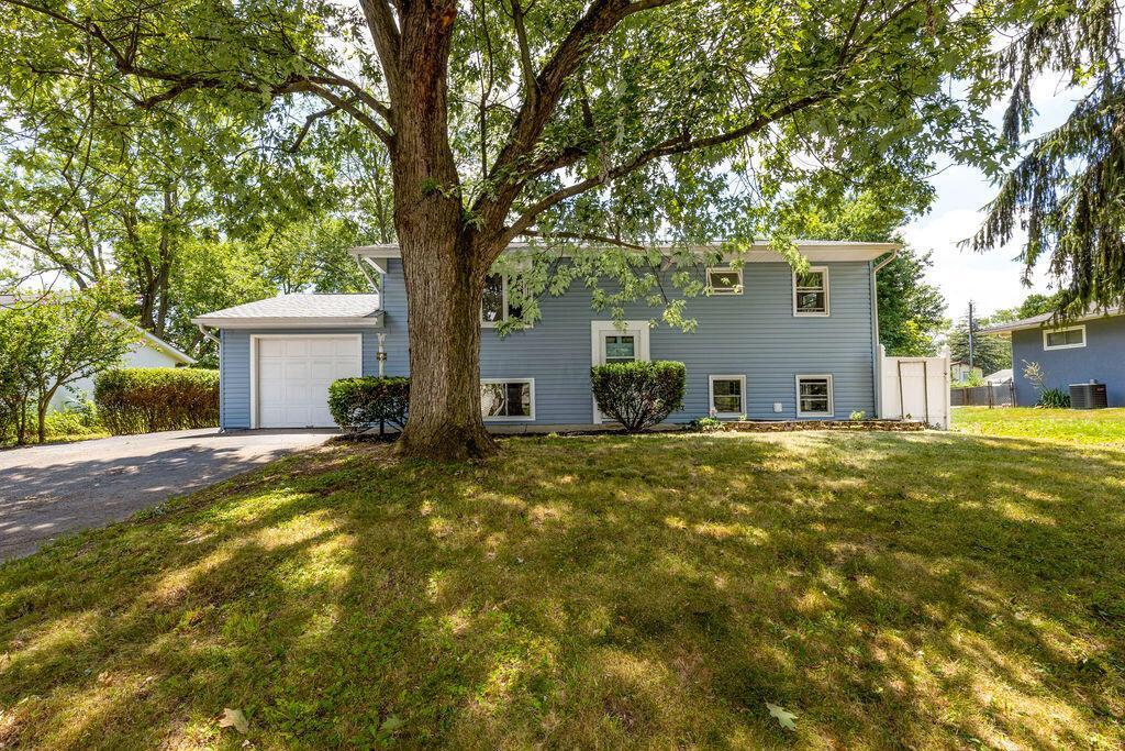 Property Photo: 455 McCutcheon Road OH 43230