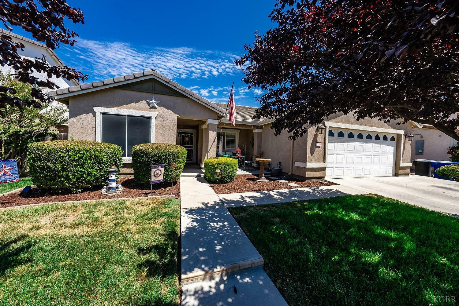 Property Photo:  2128 W Berkshire Lane  CA 93230 