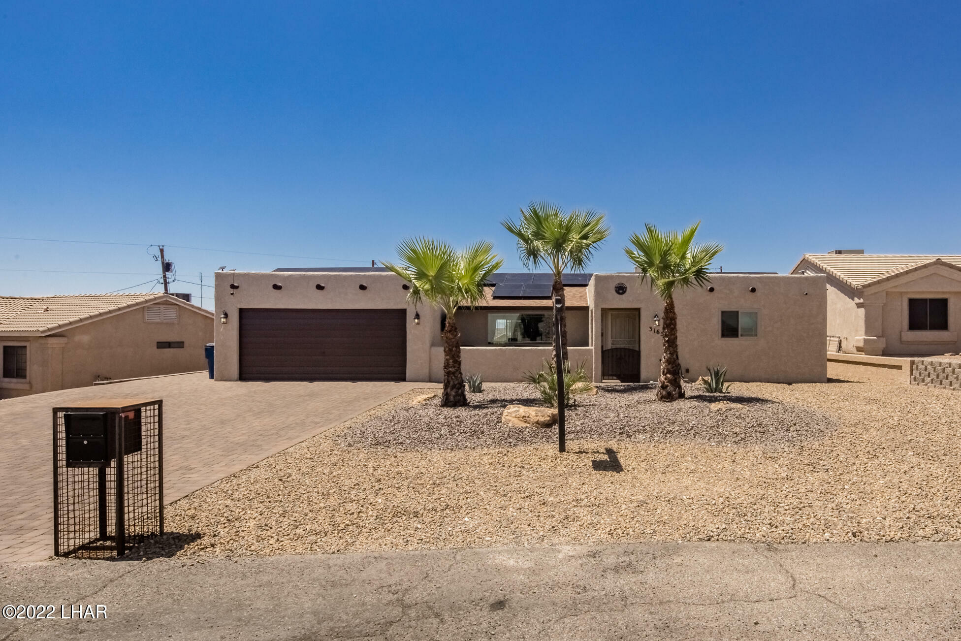 Property Photo:  3165 Choctaw Dr  AZ 86406 