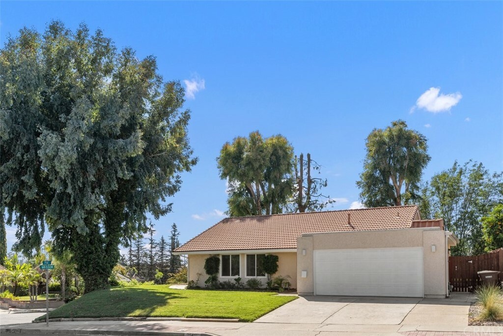 Property Photo:  25411 Pike Road  CA 92653 