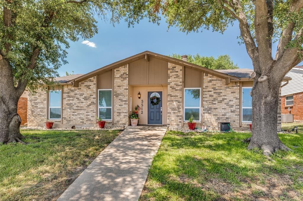 Property Photo:  5512 Squires Drive  TX 75056 
