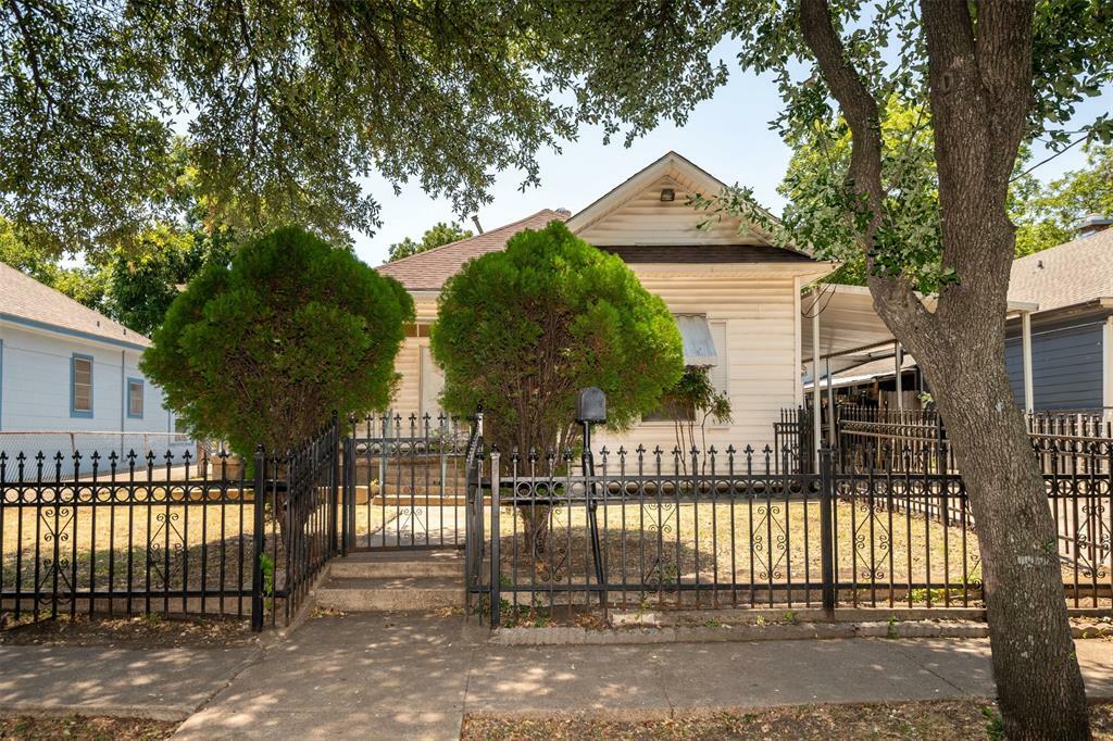 Property Photo:  712 W 8th Street  TX 75208 