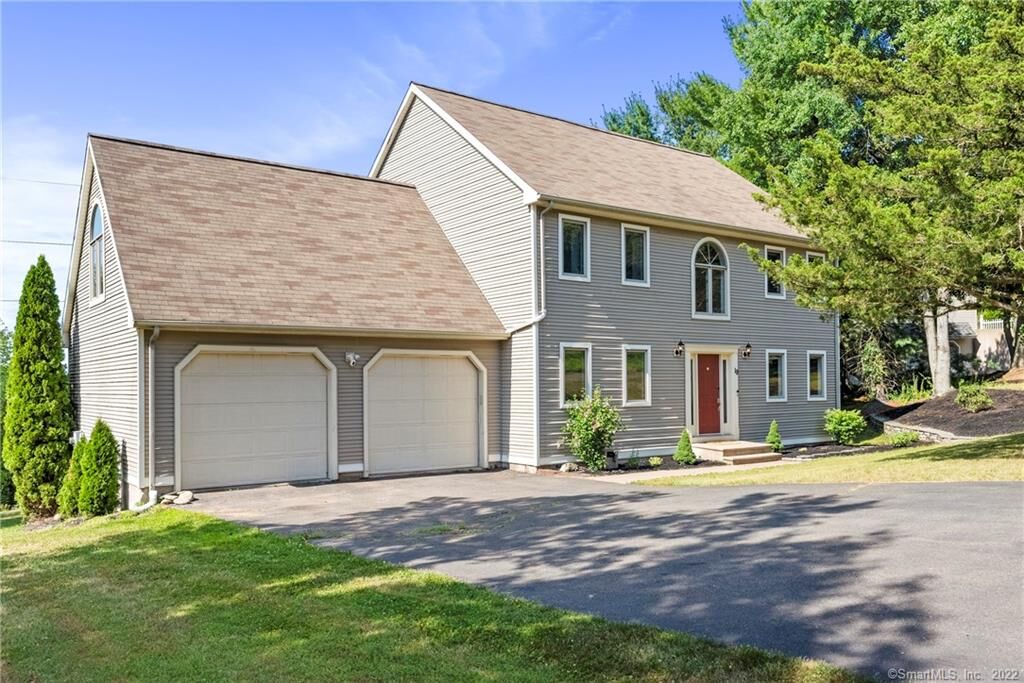 Property Photo:  19 Fox Hill Drive  CT 06067 