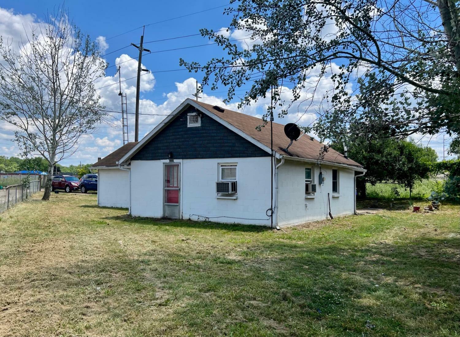 Property Photo: 1751 Greenwood Ave OH 45011