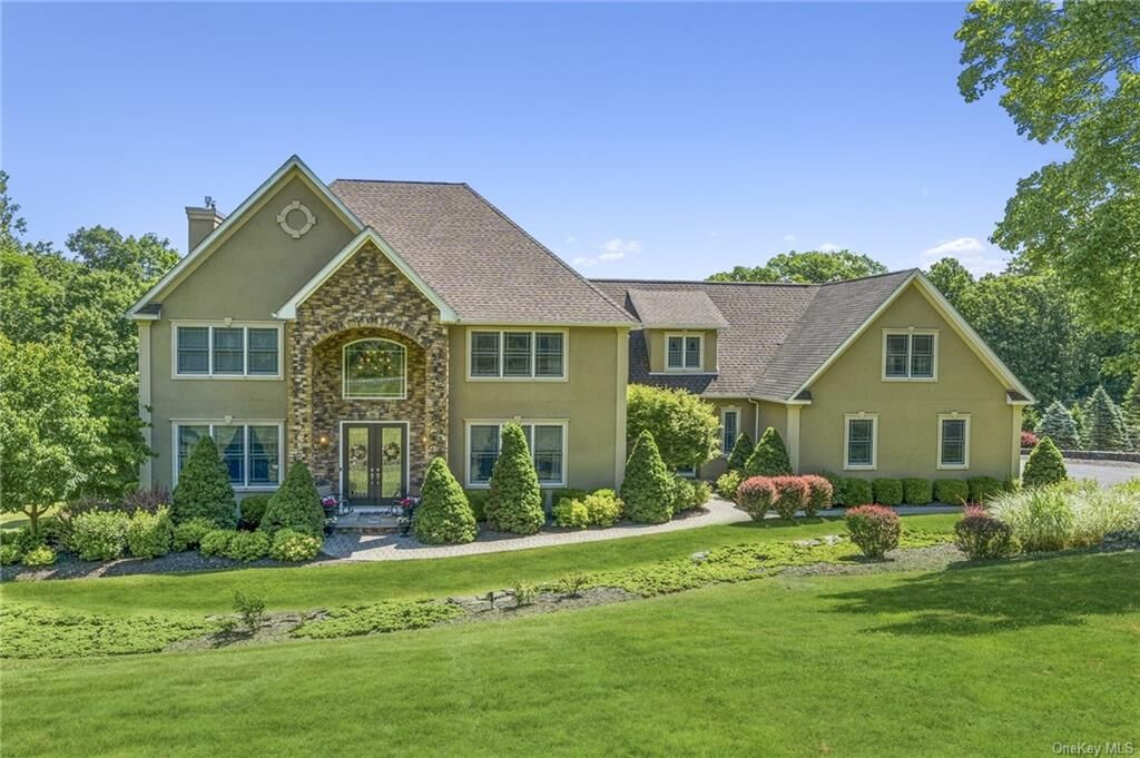 Property Photo:  39 Joseph Court  NY 10950 