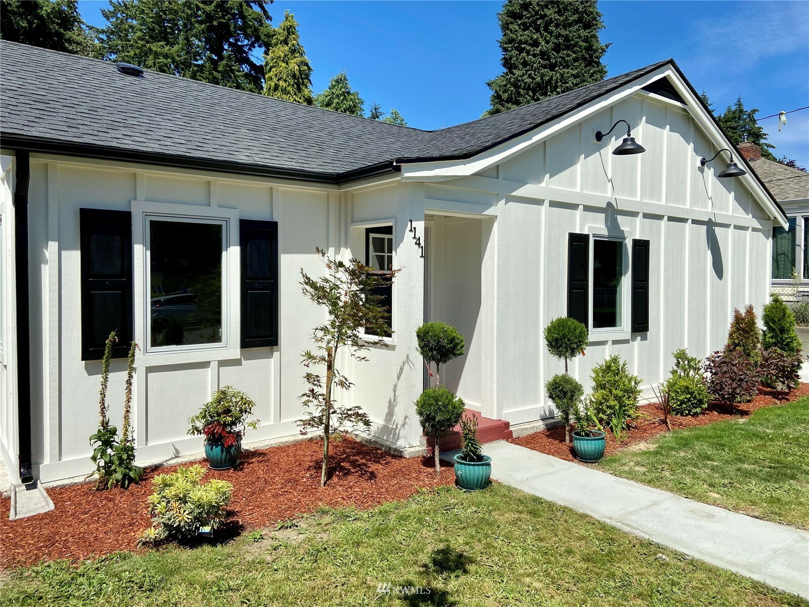 Property Photo:  1141 Evans Avenue W  WA 98312 