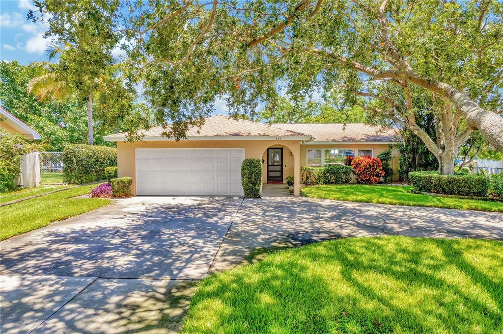 Property Photo:  579 Lewis Boulevard SE  FL 33705 