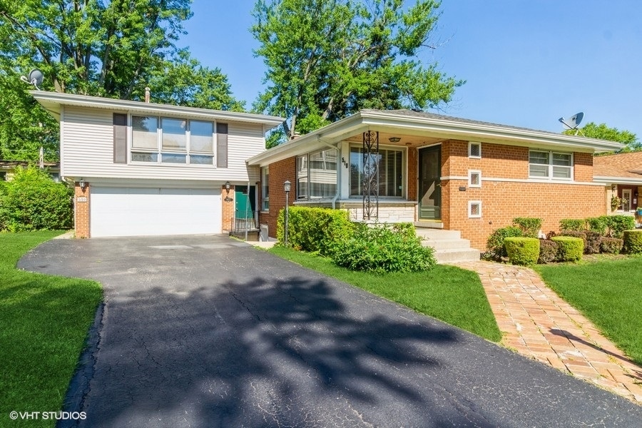 Property Photo: 510 Catalpa Avenue IL 60143