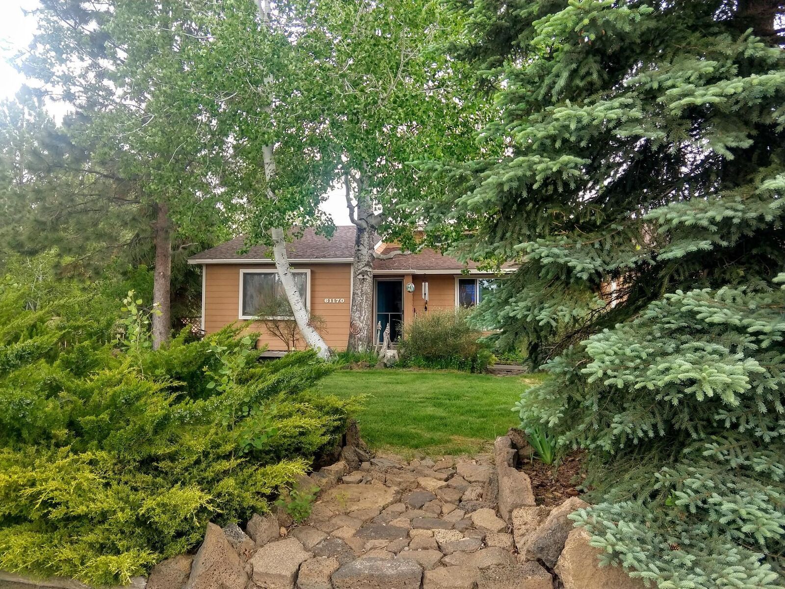 Property Photo: 61170 Cottonwood Drive OR 97702