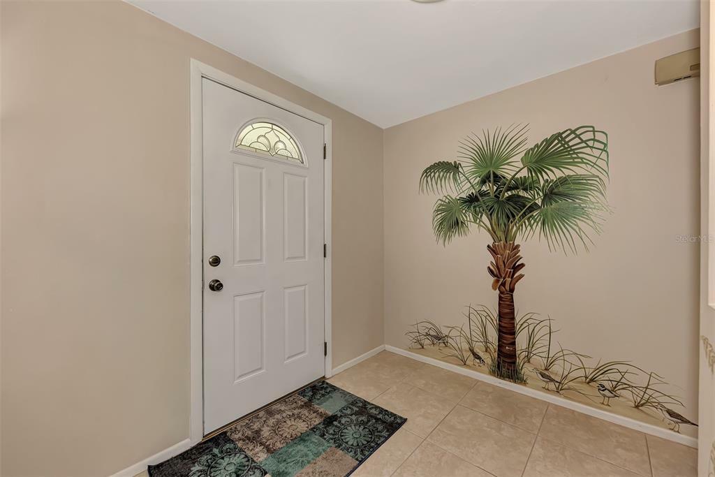 Property Photo:  65 Golfview Road  FL 33947 