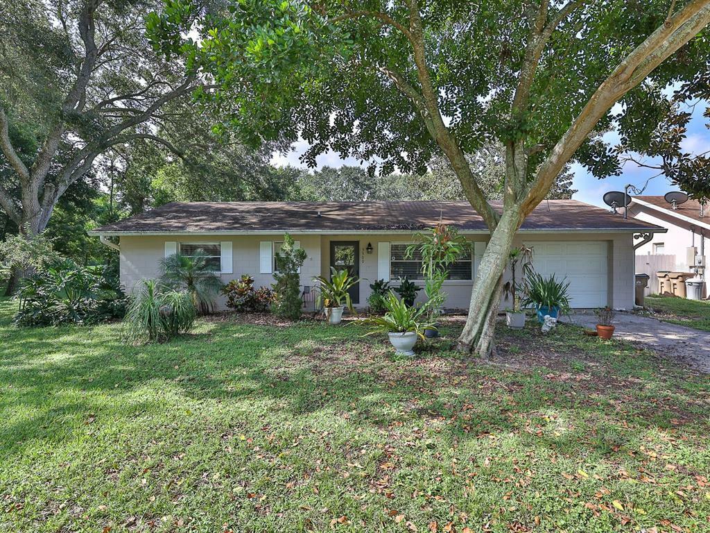 Property Photo:  3500 Cactus Lane  FL 32757 