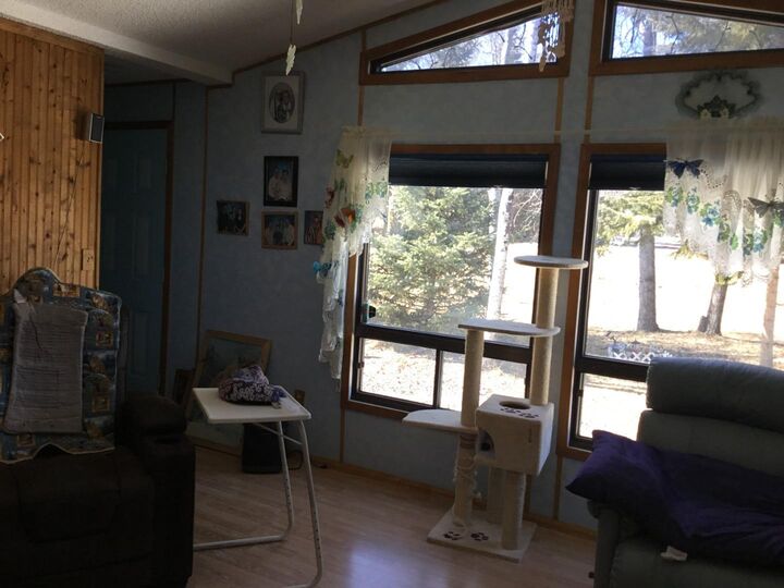 Property Photo: 430 Grassy Way AB T0G 1X0
