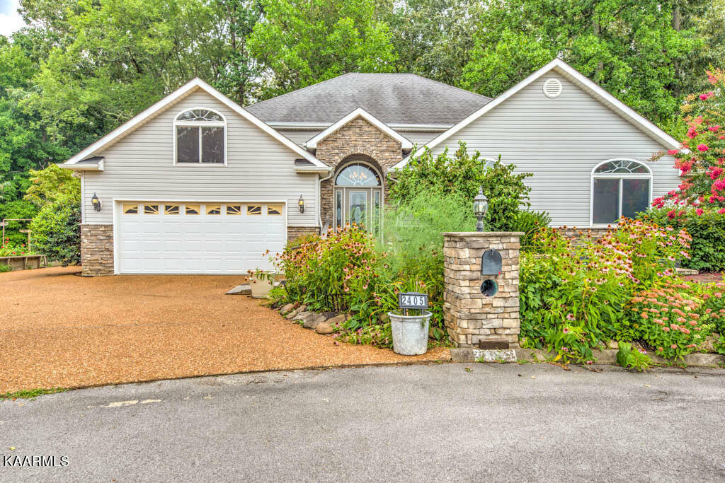 Property Photo:  2405 Ashbridge Lane  TN 37932 