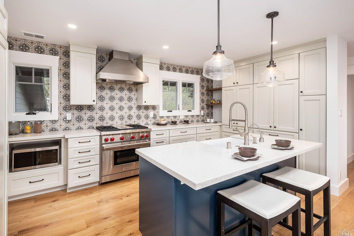 Property Photo: 44 Maplewood Drive CA 94901