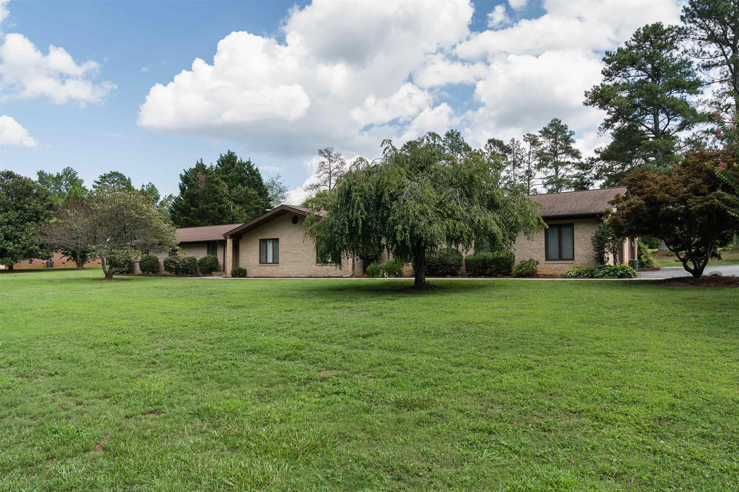 Property Photo:  257 Fairway Drive  SC 29303 