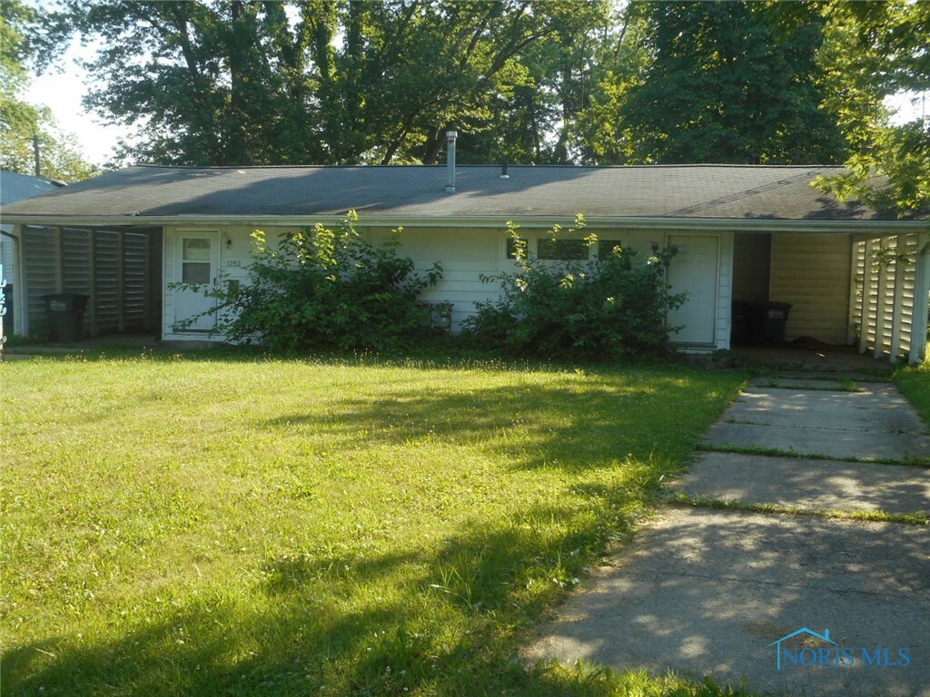 Property Photo:  1253 Eastgate Road 1255  OH 43615 