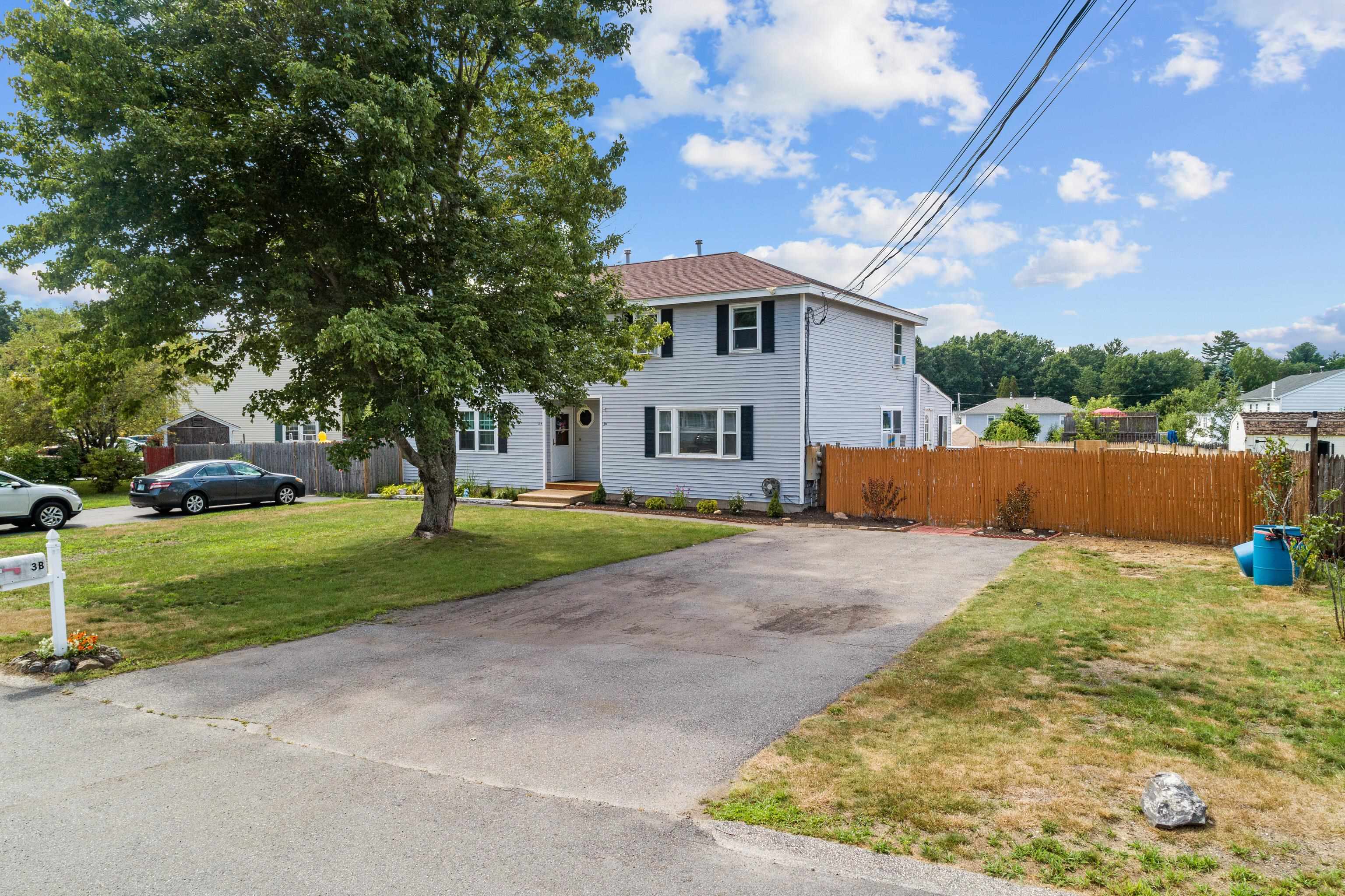 Property Photo:  3 Whittemore Drive R  NH 03038 