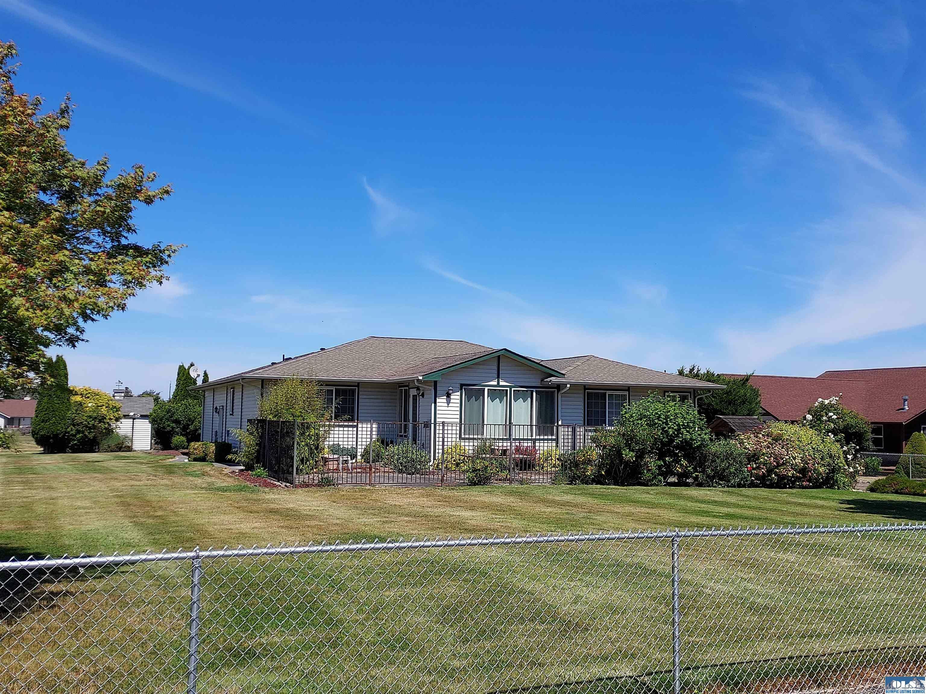 Property Photo:  150 Donaper Rd  WA 98382 