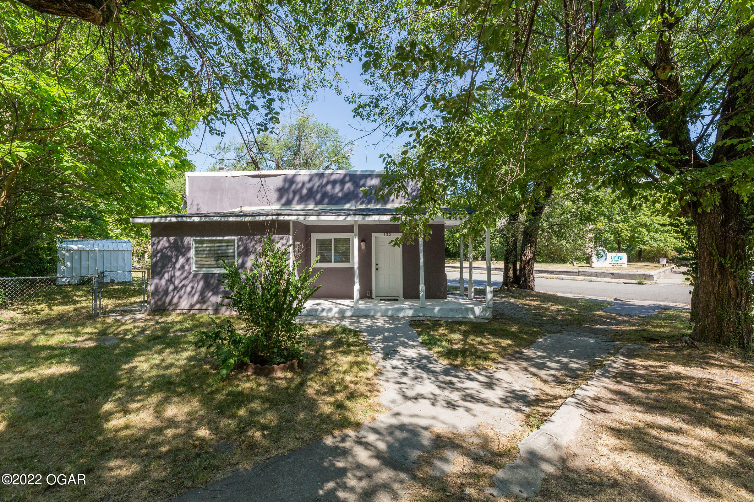 Property Photo:  130 N Jackson Avenue  MO 64801 